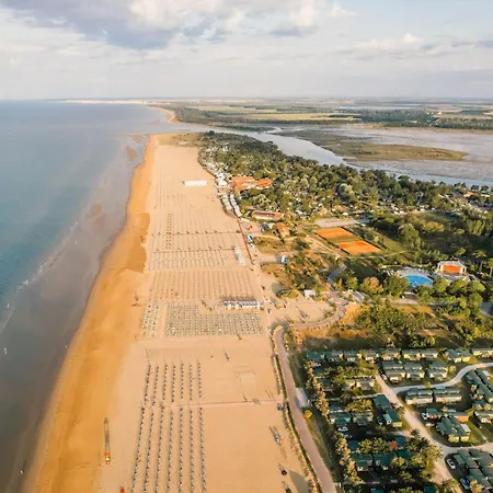 Beachside Retreat With Stunning Sea Views * Bibione